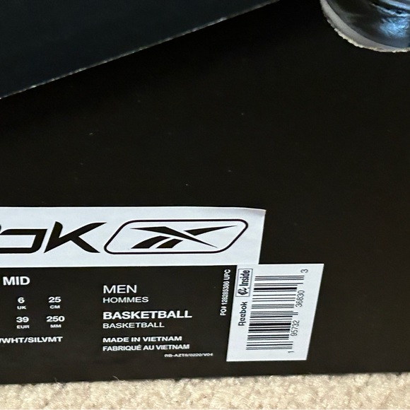 NWT/NIB Rbk Question mid - Picture 12 of 13